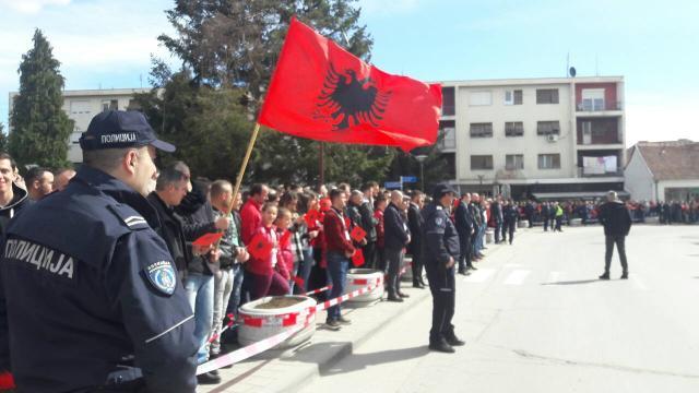 Albanian president visits Serbia's south; Vucic reacts
