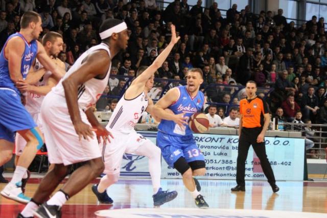 Partizan izgubio i zavisi od Zvezde!