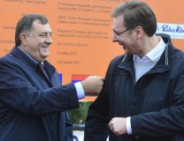 Milorad Dodik and Aleksandar Vucic (Tanjug, file)