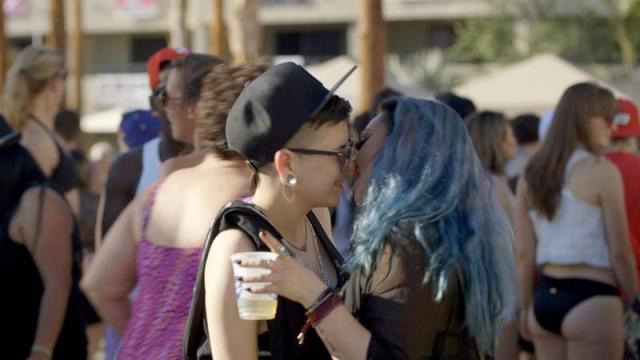 VICE na TV B92: Lezbijska žurka i propali Las Vegas Britanije