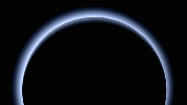 "Oproštaj od Plutona": Oèaravajuæa fotografija patuljaste planete