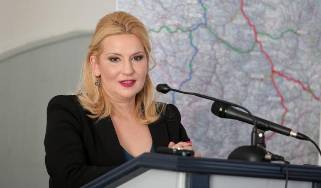 "Auto-put mira ka Albaniji - fokus za Srbiju"