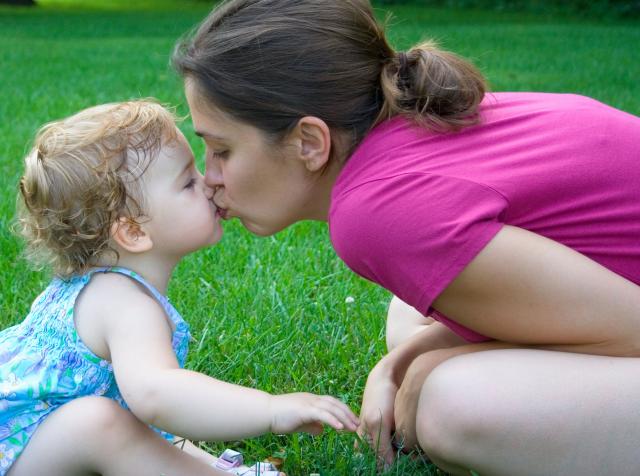 Ne gledajte na biološki sat: Zašto je dobro biti mama nakon 35. godine?