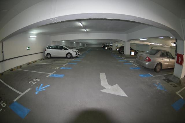 BG: Garaže obnovljene, parking za 4.000 RSD (FOTO)