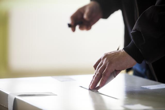RIK poništio izbore na dva biračka mesta