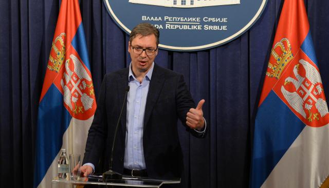 Vučić apelovao na smirivanje u MK: Ovo je problem svih nas