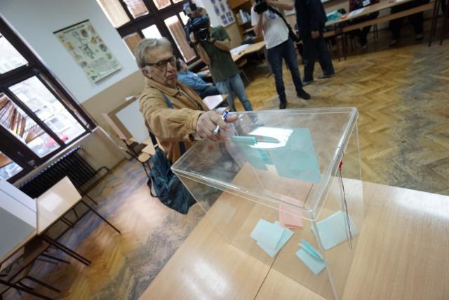 SNS would take over 50 pct in parliamentary elections - poll
