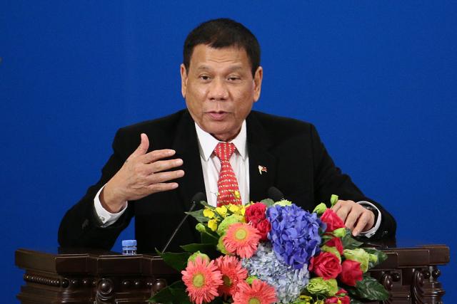 Duterte:Mogao bih da pojedem jetru teroriste uz so i sirće