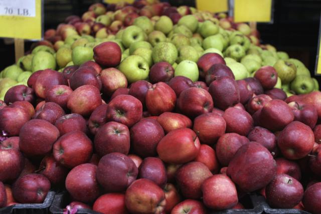 Poreska sprečila izvoz 35 t voća iz Srbije