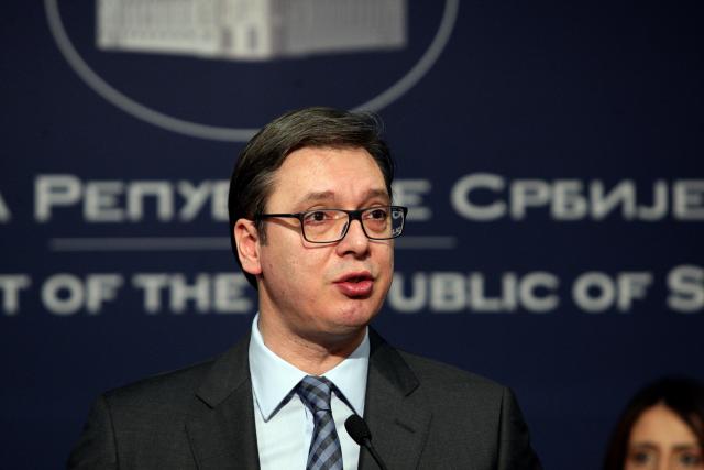 Vučić se zaklinje na Ustavu i Miroslavljevom jevanđelju