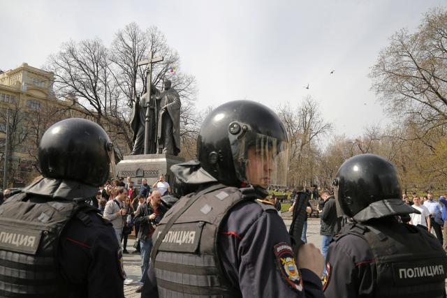 Protesti u RUS, "neæe opet Putina", više od 100 uhapšenih
