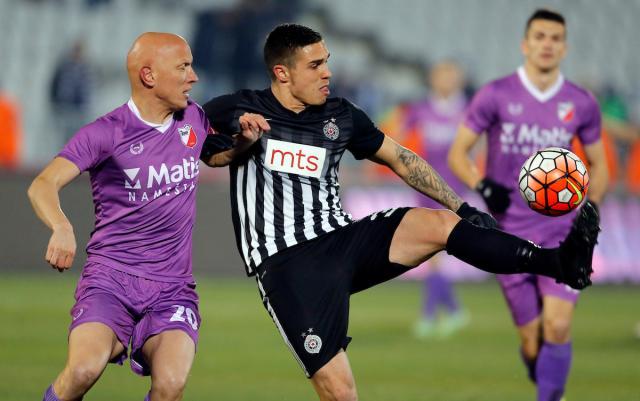 Da li je Vasić oštetio Partizan za penal?