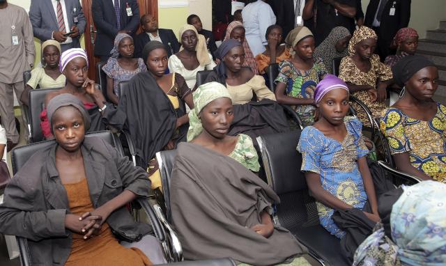 Crveni krst prevezao oslobođene nigerijske devojčice