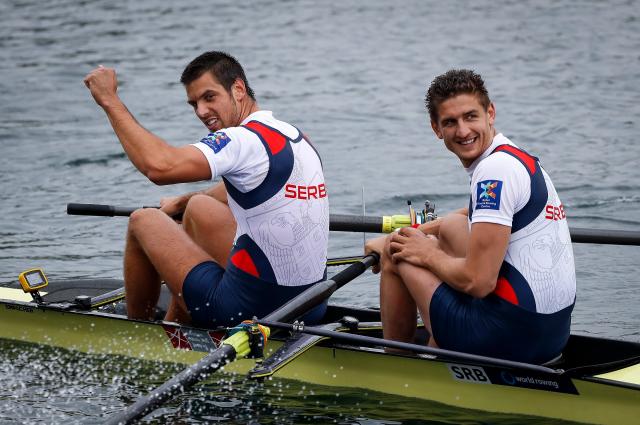 Vuèiæ èestitao veslaèima na osvojenim medaljama