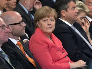 Merkel Francuskoj: Volela bih da vam pomognem...