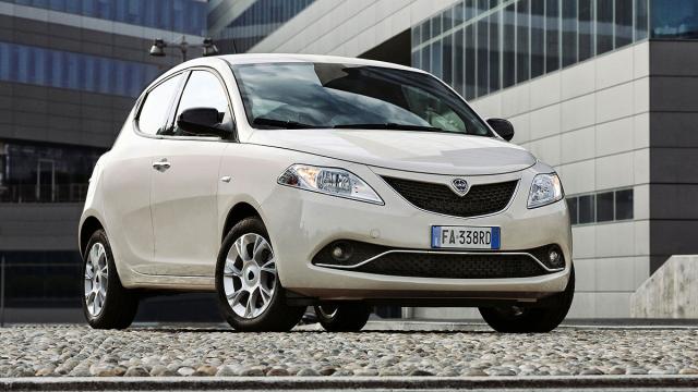 Lancia opstaje još samo u Italiji, ali ne zadugo?