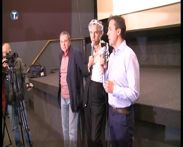 Incident u Beogradu: Levi dobio tortu u lice / VIDEO