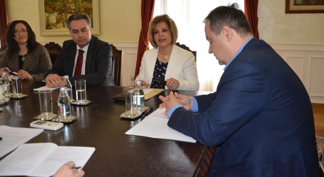 Dacic meets with Egyptian candidate for top UNESCO job