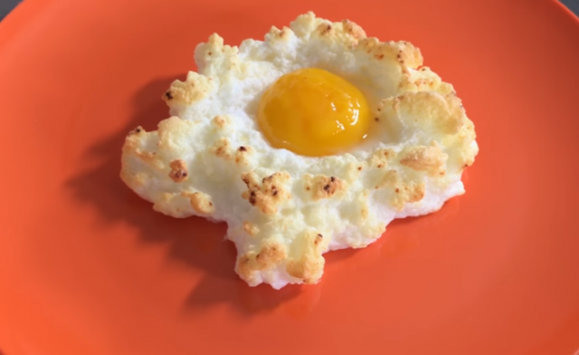 Recept za jaja koji je osvojio internet (VIDEO)