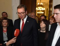 L-R:  Assembly President Maja Gojkovic, Aleksandar Vucic, Vucic's daughter Milica, son Danilo (Tanjug)