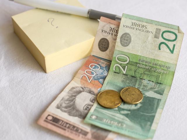 Javni dug Srbije pao na 67,7 odsto BDP-a