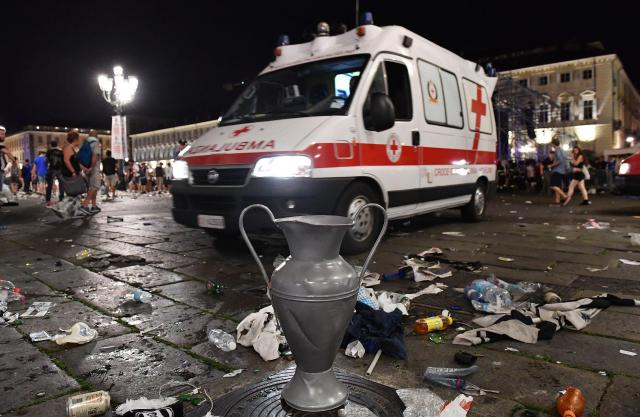 400 povređenih u stampedu među navijačima Juventusa FOTO
