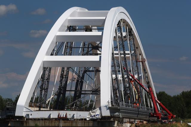 Srbija dočekala - novim mostom već od avgusta FOTO