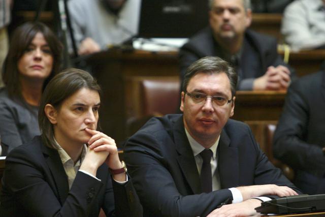 Brnabićeva tek treba da razgovara; Vučić: Dva resora više