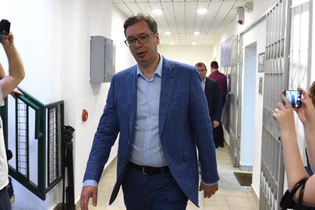 Vucic talks to MPs as his PM pick proves contentious to some