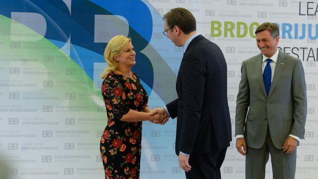 Croatian president will attend Vucic's inauguration - source