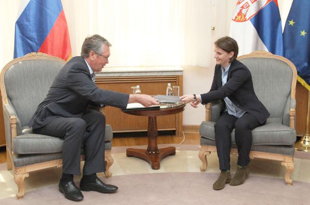 Serbia's new PM meets with Russian ambassador