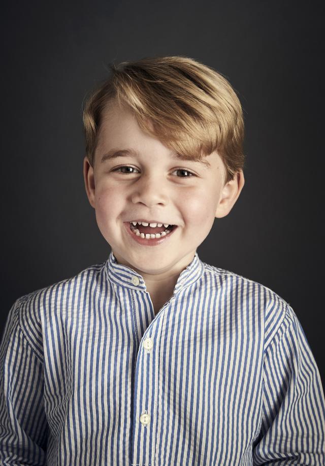 Princ Džordž slavi 4. rođendan (FOTO)