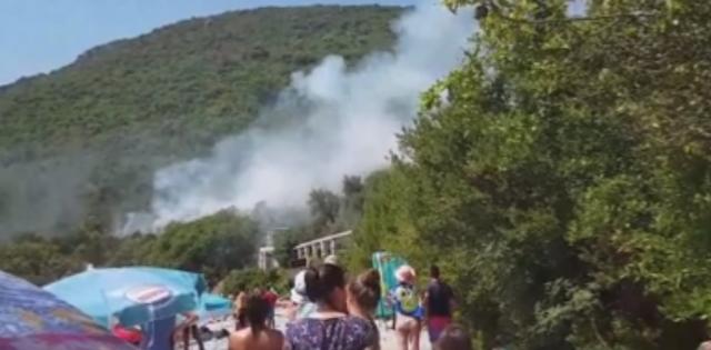 CG: Požari svuda, turista uhapšen pored plaže / VIDEO
