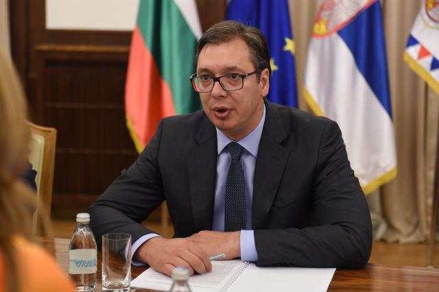 Vučić: Rekao sam jednom Editi Tahiri 'hajde, izađi sada'