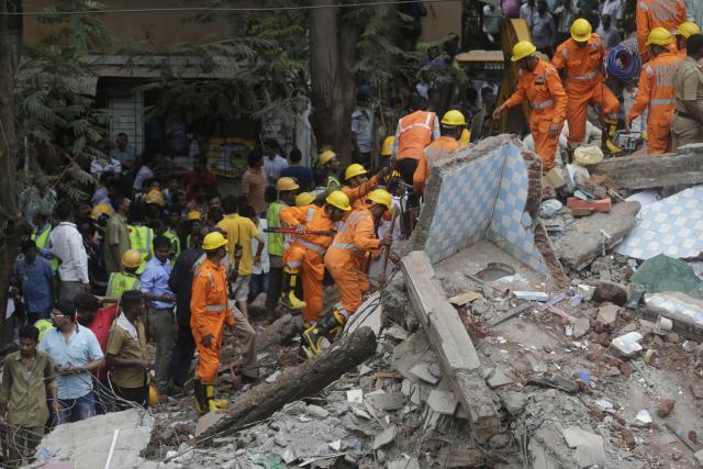 Bilans rušenja zgrade u Mumbaju: 17 poginulo, 28 spaseno