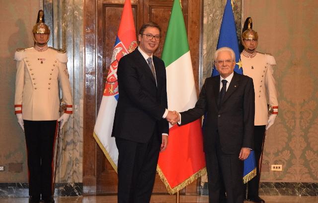 Vucic pushes for Serbia-Italy-Albania "trilateral meeting"