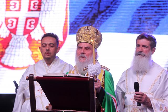 Irinej: Na nama da oprostimo, na bogu da presudi