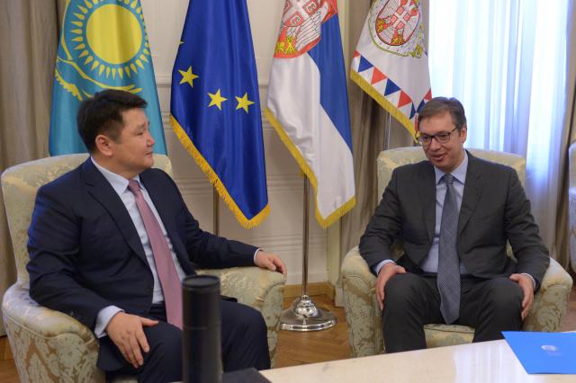 Vučić: Nadamo se, avionska linija BG - Astana
