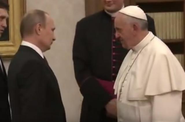 Politiko: Moskva nije izolovana – papa Franja voli Putina