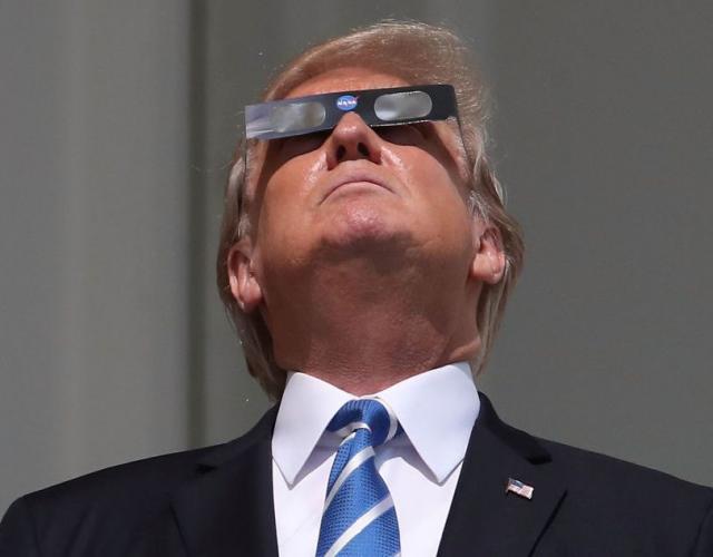 I Tramp je video pomračenje Sunca