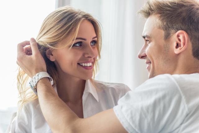 Šest kljuènih znakova da prepoznate kad se nekome tajno sviðate
