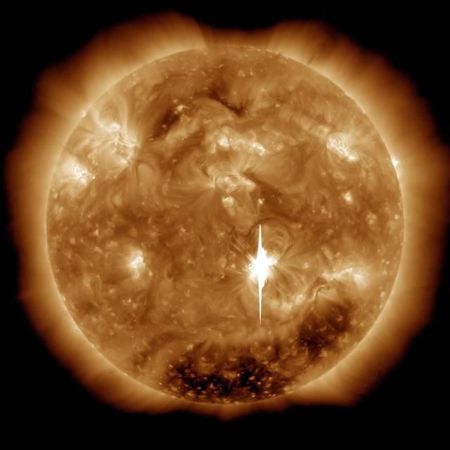 NASA uhvatila snimke jakih solarnih oluja (FOTO)