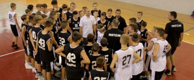 Partizan otvorio upis u školu košarke