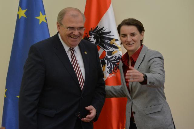 "Da EU ojaèa, a Srbija što pre postane njen deo"