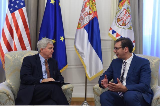 Vucic speaks with US ambassador ahead of his New York trip