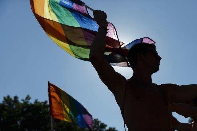 Egipat: Uhapšeno sedam osoba zbog nošenja gej zastave