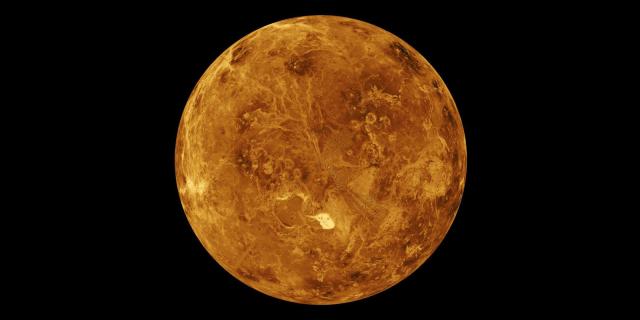 Nauènike zbunjuje misteriozna pojava na tamnoj strani Venere