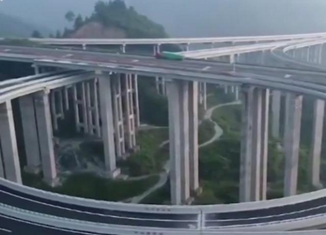 Kinezi nadmašili sebe: "Najlepši auto-put" VIDEO