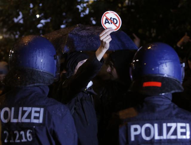 "Nacistièke svinje": Protest protiv AfD u Berlinu VIDEO