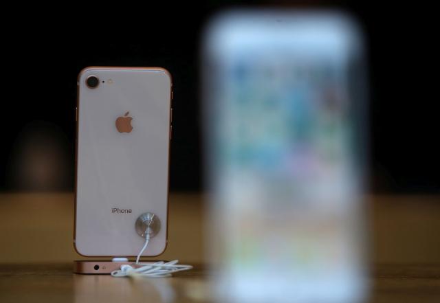 Apple potvrdio da postoji problem na iPhone 8